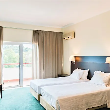Amazonia Jamor Hotel 4*