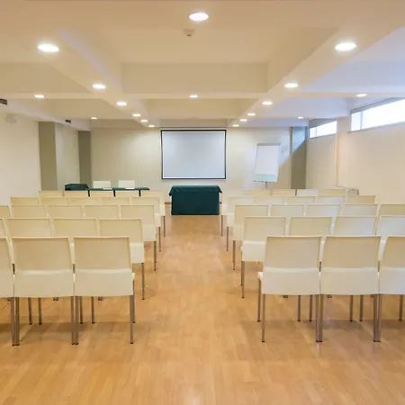 Amazonia Jamor Otel 4*