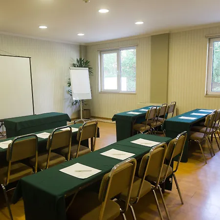 Amazonia Jamor Hotel Linda-a-Pastora