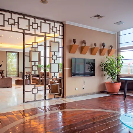 Hotel Amazonia Jamor 4*