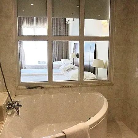 Amazonia Jamor 4* Linda-a-Pastora