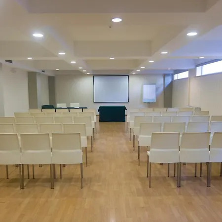 Amazonia Jamor Hotel Linda-a-Pastora