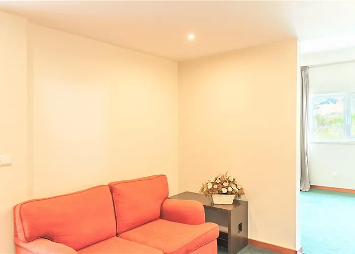 Amazonia Jamor Hotel Linda-a-Pastora