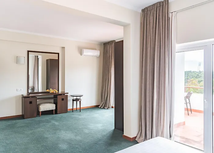 Amazonia Jamor Linda-a-Pastora