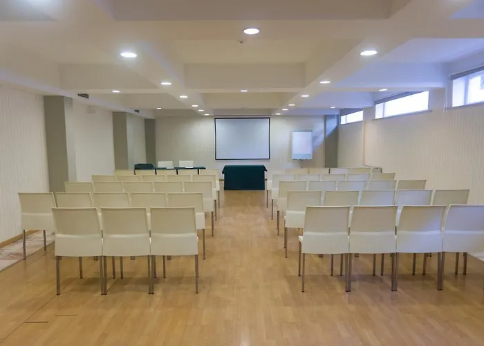 Amazonia Jamor Hotel Linda-a-Pastora